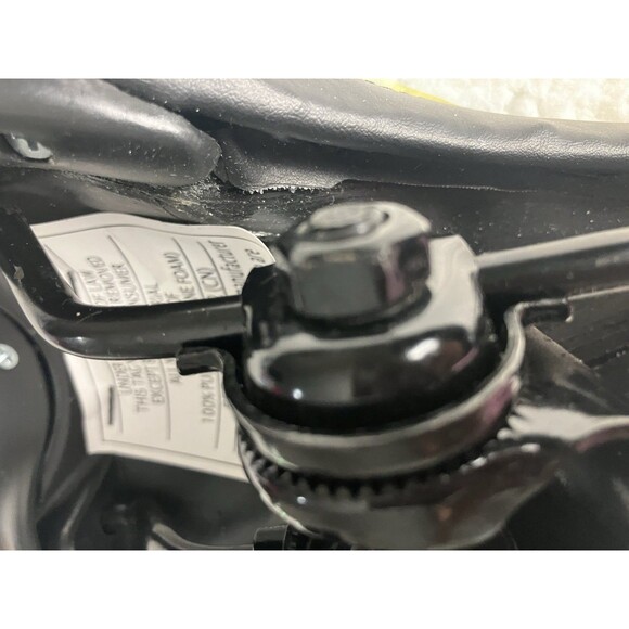 Lot of 2 SCHWINN & HUFFY Bike Saddles / Seats – Universal Bicycle Replacement - Picture 15 of 15